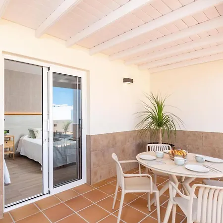 Villa Mamelo By *